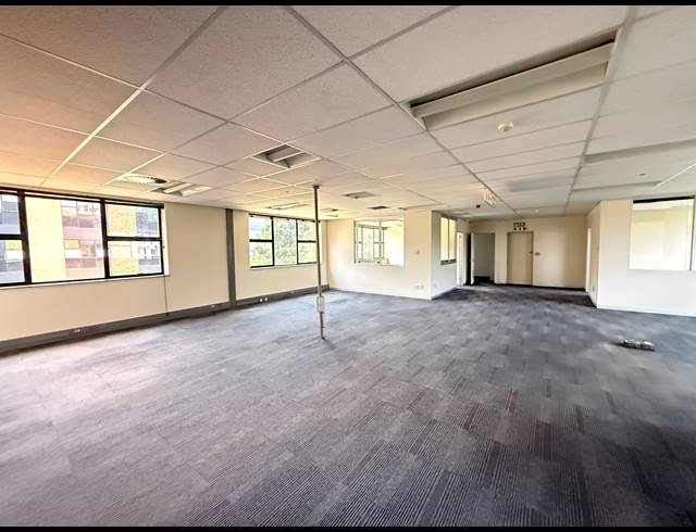 208M² OFFICE TO LET IN ROSEBANK